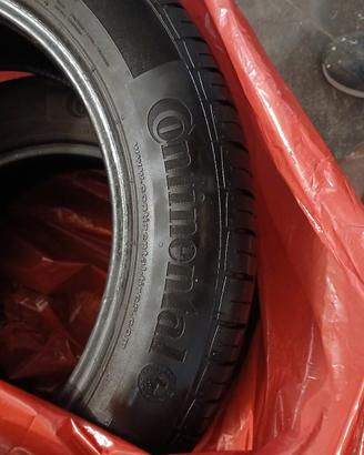4 gomme semi nuove