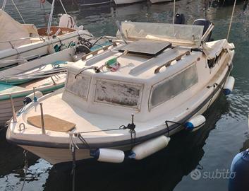 Barca pilotina semigabinata cranchi 25cv