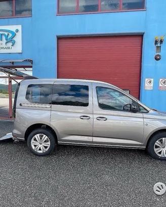 VOLKSWAGEN Caddy auto per disabili