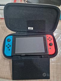 Nintendo Switch + accessori + 14 giochi