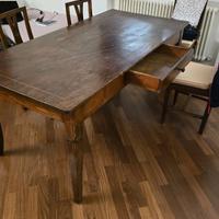 Tavolo Antico Noce con Cassetto Inizio XIX + sedie