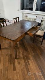 Tavolo Antico Noce con Cassetto Inizio XIX + sedie