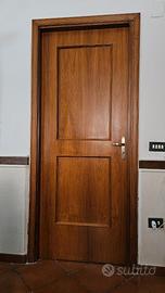 Porte per interni in legno di noce
