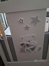 Lettino bimbi con sbarre 