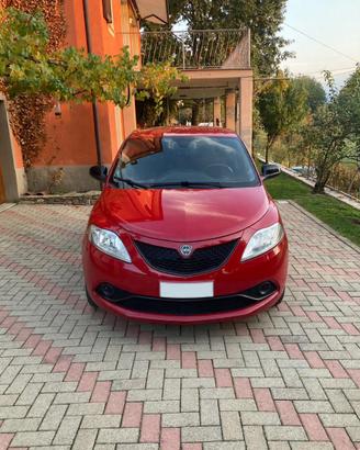 Lancia ypsilon 1.2 GPL