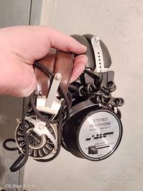 cuffie, tanti dischi luciano taioli amplif.