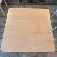 Tavoli in legno 80x80