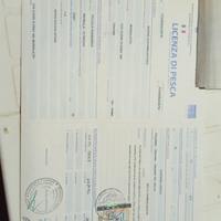 Barca con licenza da pesca