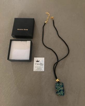 Collana con ciondolo