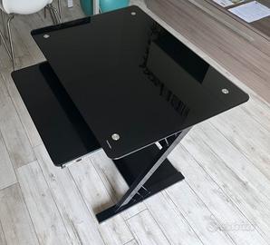 Scrivania in vetro temperato