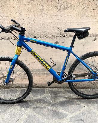 bicicletta cannondale MTB F700
