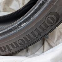 Gomme 225/40 R18
