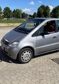 Auto Mercedes classe A