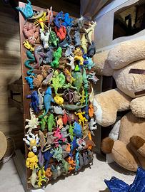 Giocattoli mostri molli animali dinosauri pesci