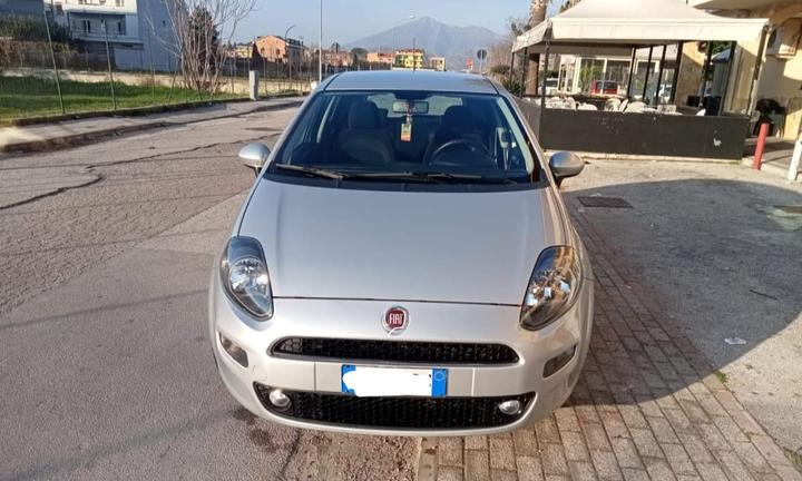 Fiat Punto Anno 2017 km 90.000 1400cc GPL