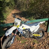 Husqvarna TC 125 2t 2022 motard targata