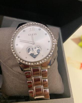 Orologio da donna GUESS mai usato