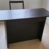 Tavolo consolle con sedie