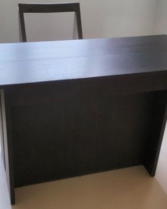 Tavolo consolle con sedie