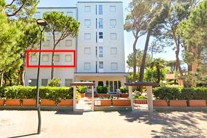 Milano Marittima posto auto interno 450m mare