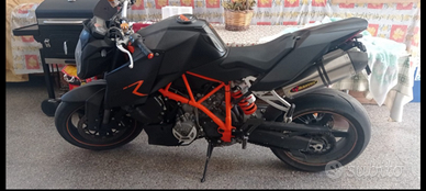 Superduke r