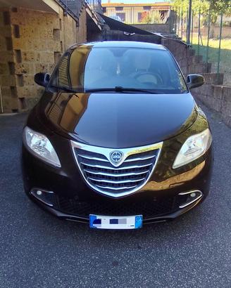 Lancia Ypsilon 1.3 Multijet 95cv gold