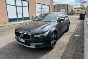 Volvo V90 Cross country D5