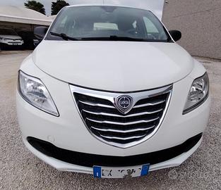 LANCIA Ypsilon 0.9 TwinAir 85 CV 5 porte Metano Ec