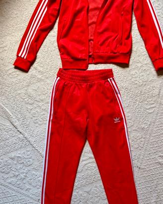 Tuta adidas rossa, taglia S