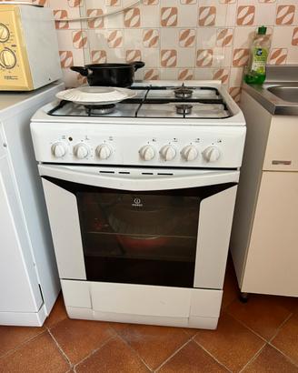 PIANO COTTURA e FORNO GAS