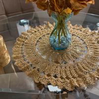 Centrino centro tavolo fatto a mano