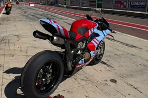 DUCATI PANIGALE V4s PRONTO PISTA