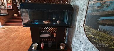 Acquario completo di mobile