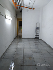 Garage e deposito gioia del colle 35 mq