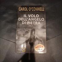 Il volo dell'angelo di pietra, Carol O'Connell