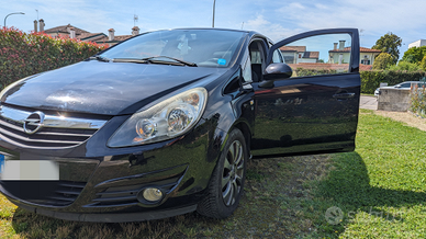 Opel Corsa 1.2 - neopatentati ok