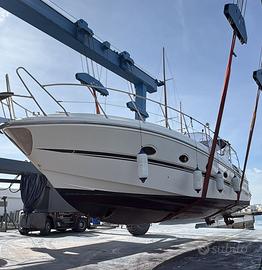 Mira 43 con 2 x Volvo Penta 300 Hp