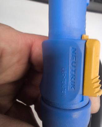 powercon Neutrik