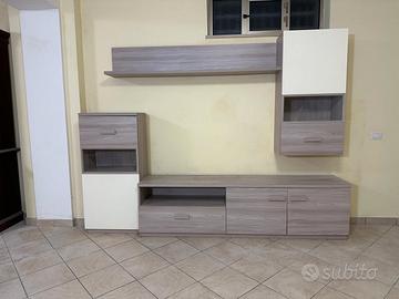 mobile tv parete attrezzata