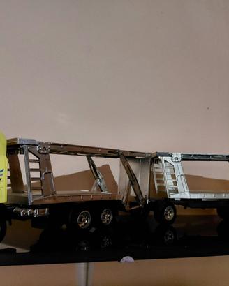 Modellino camion scania topline bisarca porta auto