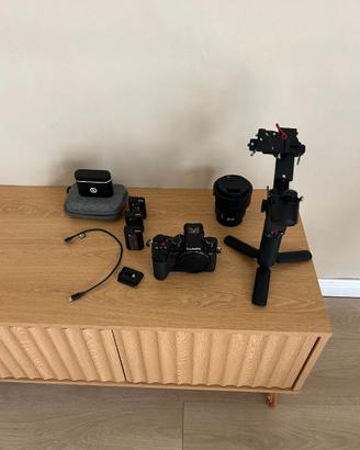 Kit Panasonic Lumix S5 + 20-60 + DJI RS3 Mini