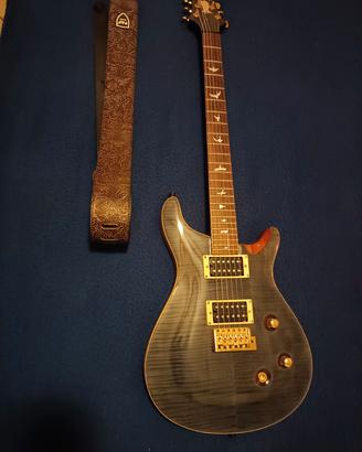  chitarra 24 Custom 