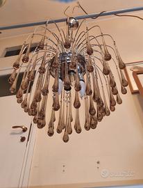 lampadario con gocce in vetro di Murano 