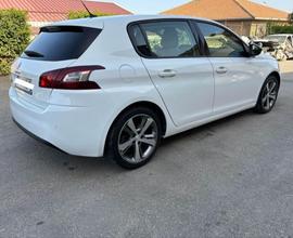 Peugeot 308 2015