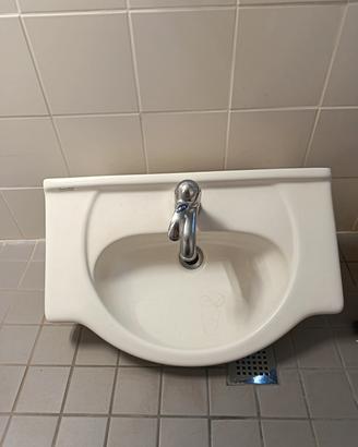 Lavabo sospeso 