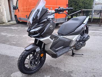 SCOOTER VOGE SR1 ADV 125cc LIQUID COOLED