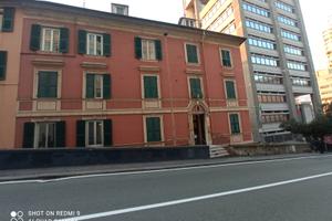 Via Fieschi Quadrilocale caratteristico