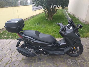 Stupendo Honda Forza 125 come nuovo