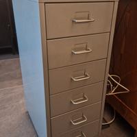 Cassettiera Ikea grigia acciaio