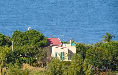 Villa panoramica sullo stretto di messina